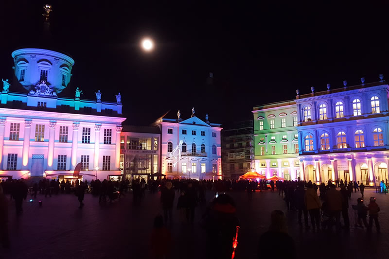 Projektname: Unterwegs im Licht 2019 – Potsdam | Auftraggeber: Brb. Ges. f. Kulturgeschichte gGmbH | Leistungen: Licht | Foto: © Trollwerk